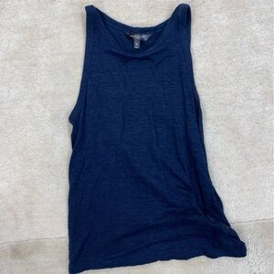 Banana republic tank size xs